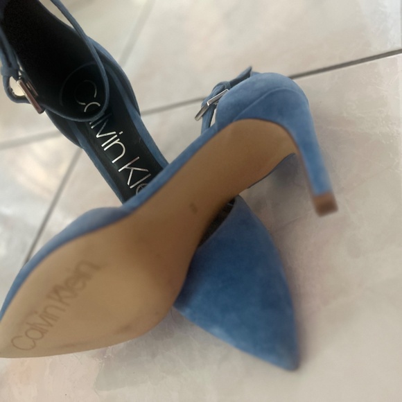 Calvin Klein Women’s Shoes - Picture 2 of 3